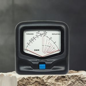 Avair AV-40 VSWR power meter operates within the frequency range of 144 to 470MHz.