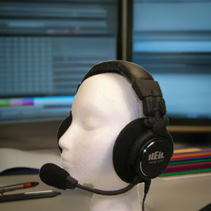 Heil Pro-Set-Elite-6 headset features the Heil HC-6 element