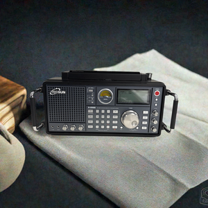 Second Hand Tecsun S2000 FM Stereo LW MW SW and VHF airband frequencies
