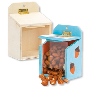 Eichhörnchen-Futterkästen aus Holz