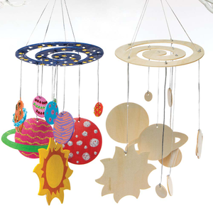 Heelal mobielsets van hout