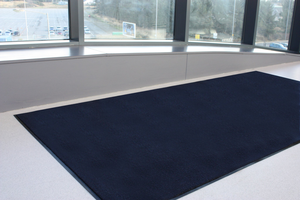 Low-Profile Hotel Lobby Entrance Mat