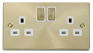 Click Deco 13A 2G DP Ingot Switched UK Socket Outlet (VPSB536WH)