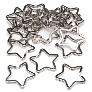 Schlüsselringe aus Metall in Sternform