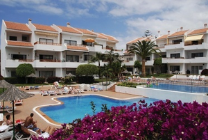 HG Cristian Sur Apartments