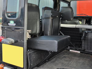 Individual inward facing seat - black vinyl - SPECIAL OFFER