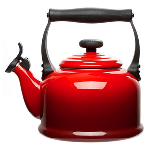 Le Creuset - Traditional Kettle Cerise 2.1L