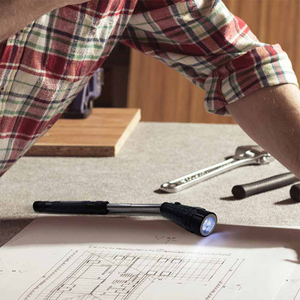 InGenious Telescopic Torch with Magnets