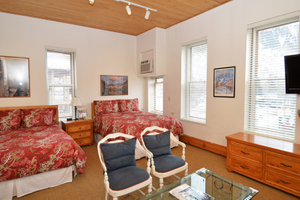 Independence Square Unit 213