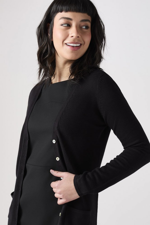Henbury Women's Semi-Fitted V-Neck Cardigan, Black