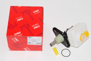 Brake master cylinder - 90 non ABS from HA701010 & 110/130 non ABS from HA901220 - TRW Lucas - LR013018G