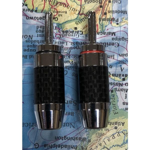 Carbon finish banana plug red and black 1 pair pack.
