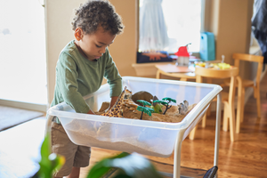 edx education Desk Top Sand and Water Tray - Clear