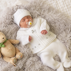 Unisex White Knitted 3 Piece Set With Hat