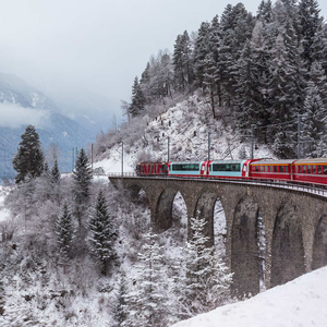Highlights of the Glacier Express in Winter