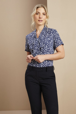 Simon Jersey Low Tie Neck Button Through Blouse, Navy Balloon Print