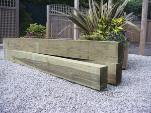 2.4m Long 100 x 200mm Sawn Finish Sleeper (Landscape Timber) Jakcured
