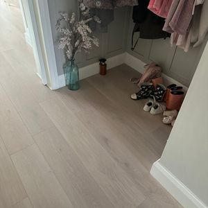 Sample of Glazed Oak 12mm