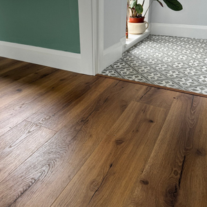 Sample of Oak Robust Fumed 8mm