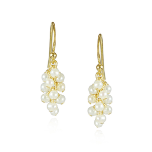 White Pearl Cluster Earrings.