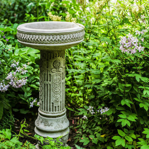 Sunflower Design Tall Garden Bird Bath