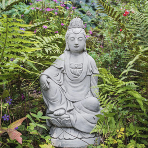 Traditional Kuan Yin (Guan Yin) Buddha Statue