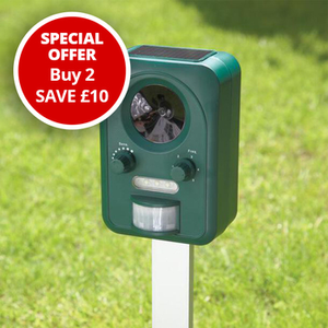 Easylife Solar Pest Repeller in Red, Size Small