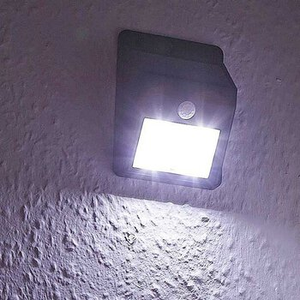 Easylife 8-Led Wireless Solar Motion Sensor Light +1 F in Brown/Green