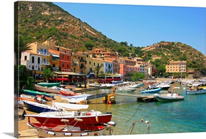 Italy, Tuscany, Isola del Giglio, Giglio Porto village, the harbor