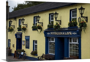 Fitzgeralds Bar in Avoca Village, A.K.A. Ballykissangel, County Wicklow, Ireland