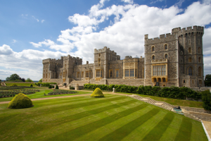 Windsor, Stonehenge, Bath & Oxford - 2 day tour
