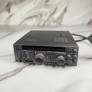 Second Hand Yaesu FT-1000MP Mark 5 Field HF Transceiver SN/4G2200**