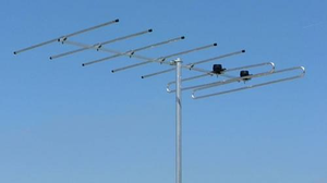 ZL Special 2-meter 7 element Yagi antenna boasts an impressive 11.5dbd gain and can handle up to 500 watts of power.