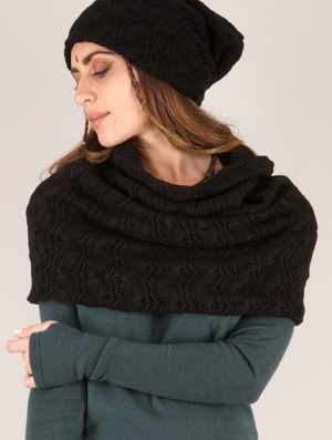 'Écharpe snood en crochet "Oöna", Noir'