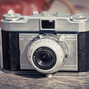 Moonpig Designers Vintage Camera Photography Card