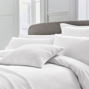 Andaz Duvet Cover, White