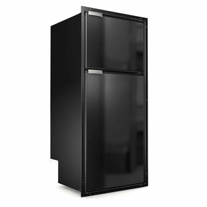 8.1 cubic foot Black Refrigerator with Freezer