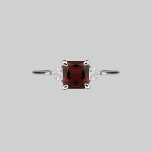 BETROTHAL. Garnet Silver Ring - Silver / Medium