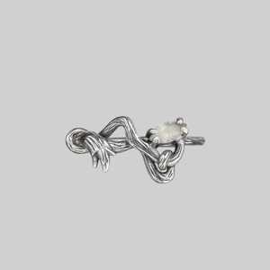 WEEPING WILLOW. Labradorite Branch Ring - Silver - Silver / XSmall