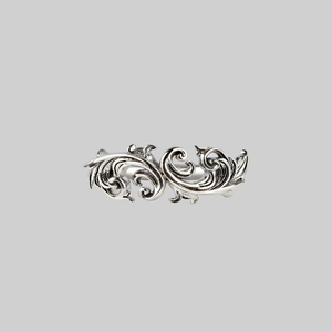 IMPERIAL. Ornate Flourish Ring - Silver - Silver / Small