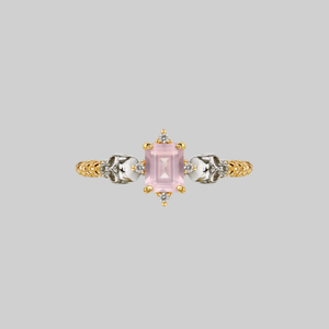 STAR CROSSED LOVERS. Rose Quartz & Skulls Ring - Gold