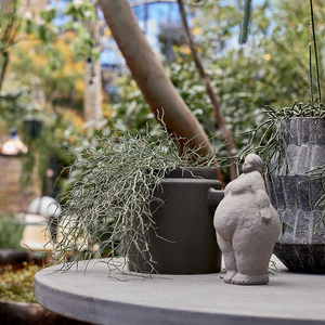 Victoria Sculpture