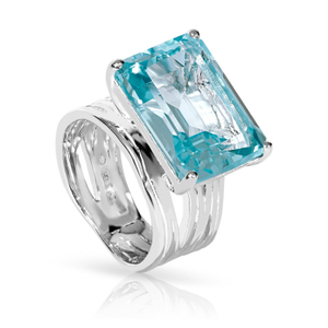 Pietra Blue Topaz Sterling Silver Cocktail Ring (Q (UK))
