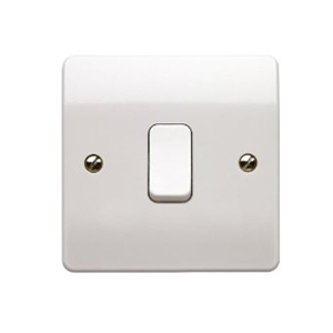 MK K4871WHI 10A 1 Gang 2 Way Light Switch White