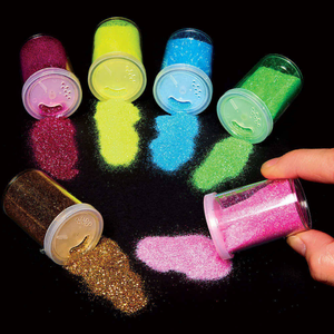 Glitzerstreuer in Feenfarben