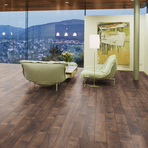 12mm Robusto 4V AC5 Pettersson Oak Dark Laminate Flooring 138x19cm