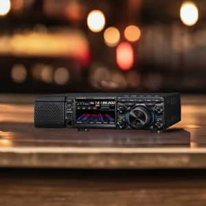 Yaesu ft-710 aess HF Transceiver with speaker