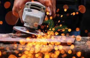 Hand and Power Tool Safety (Maritime)