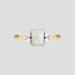 APHRODITE. Opal Gold Ring - Gold / Medium