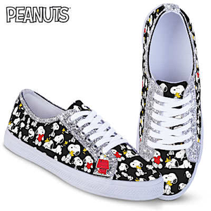 PEANUTS Women's Shoes Size 5.5